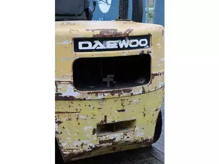 Carretilla elevadora diésel 2000  Daewoo D30S-3 (16)
