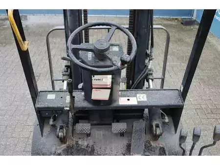 Carretilla elevadora diésel 2000  Daewoo D30S-3 (27)