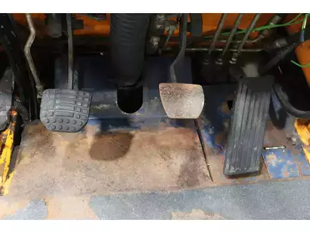 Gas gaffeltruck 1996  Yang FG 25 (25)