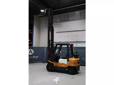 Gas gaffeltruck 1996  Yang FG 25 (37)