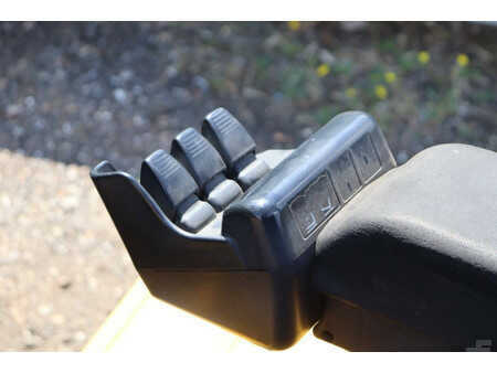 Elektrisk- 4 hjul 2007  Yale ERP16ATF (SWB) E2130 (22)