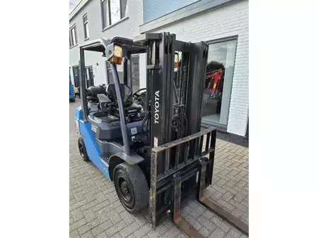 LPG VZV 2019  Toyota 068FG25F (18)