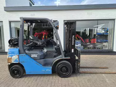 LPG VZV 2019  Toyota 068FG25F (5)
