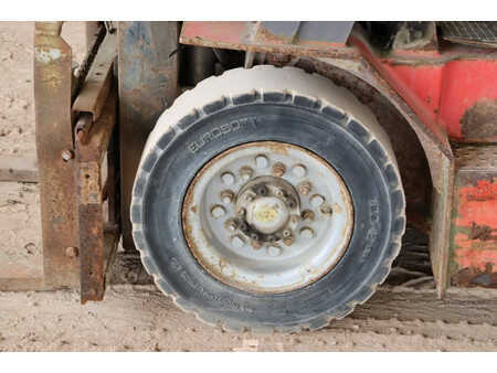 Dieselový VZV 2009  Manitou CD 25 P (12)