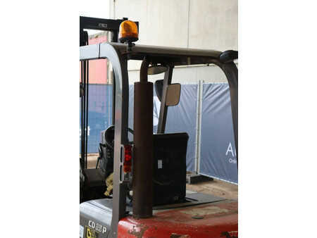 Dieselový VZV 2009  Manitou CD 25 P (20)