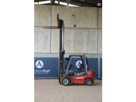 Dieselový VZV 2009  Manitou CD 25 P (38)
