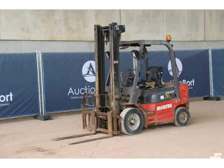 Dieselový VZV 2009  Manitou CD 25 P (8)