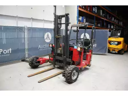 Teherautóra szerelhető targonca 2011  Moffett M4 20.4 (8)