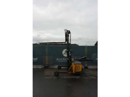 Meeneemheftrucks 2001  Kooi V50-4 (19)
