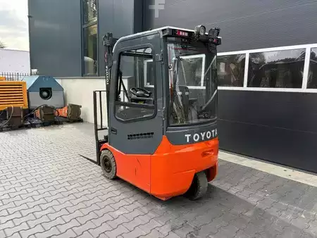 Elektryczne 4-kołowe 2018  Toyota 7FBEST15 (3)