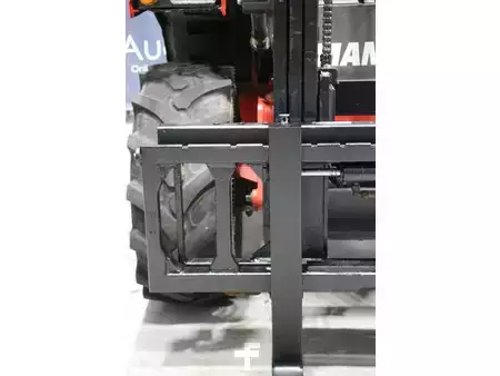 Terrenggående gaffeltruck 2015  Manitou M 26-4 (12)