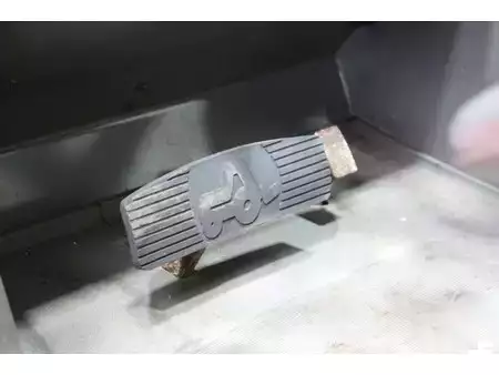 Terrenggående gaffeltruck 2015  Manitou M 26-4 (20)