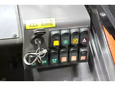 Terrenggående gaffeltruck 2015  Manitou M 26-4 (25)