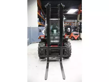 Terrenggående gaffeltruck 2015  Manitou M 26-4 (7)