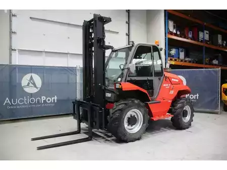 Terrenggående gaffeltruck 2015  Manitou M 26-4 (8)