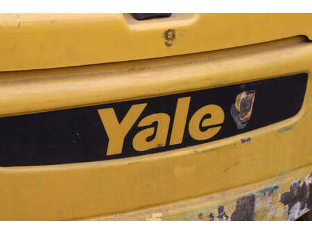 Chariots électriques à 4 roues 2016  Yale ERP16VF (18)