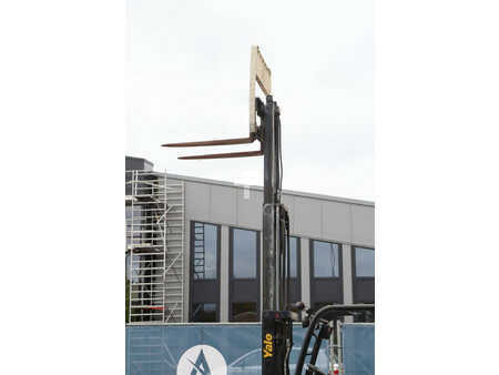 Chariots électriques à 4 roues 2016  Yale ERP16VF (36)