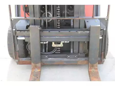 Elektromos 4 kerekű 2018  Linde E18PH-02 (12)