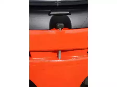 Elektromos 4 kerekű 2018  Linde E18PH-02 (19)