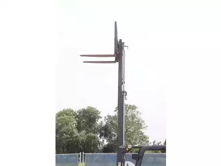 Elektromos 4 kerekű 2018  Linde E18PH-02 (35)