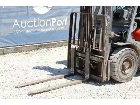 Dieselstapler 1997  Toyota 62-6FDF25 (10)