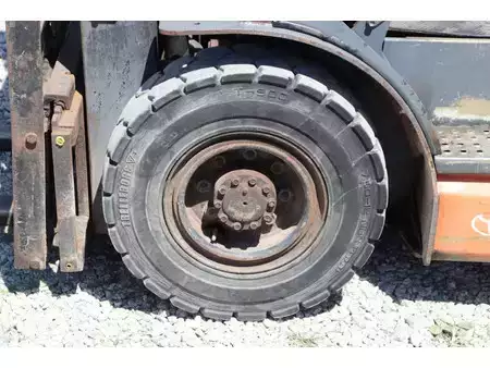 Dieselstapler 1997  Toyota 62-6FDF25 (14)