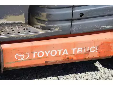 Dieselstapler 1997  Toyota 62-6FDF25 (15)