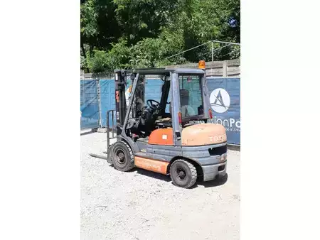 Dieselstapler 1997  Toyota 62-6FDF25 (4)