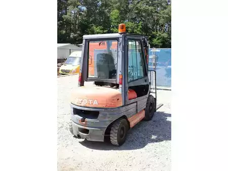 Dieselstapler 1997  Toyota 62-6FDF25 (6)