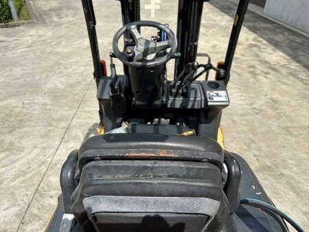 Empilhador a gás 2004  CAT Lift Trucks GP18N (20)