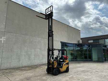 Empilhador a gás 2004  CAT Lift Trucks GP18N (24)