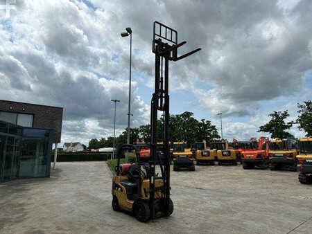 Empilhador a gás 2004  CAT Lift Trucks GP18N (26)