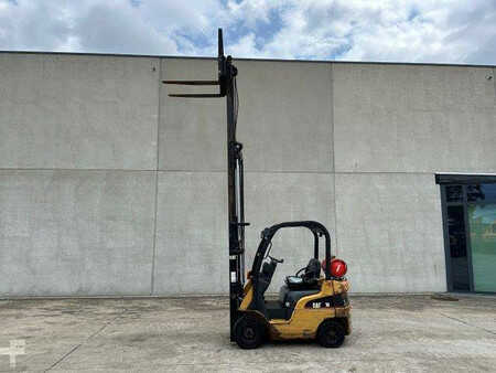 Empilhador a gás 2004  CAT Lift Trucks GP18N (28)