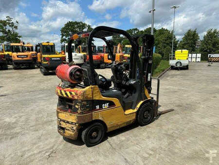 Empilhador a gás 2004  CAT Lift Trucks GP18N (4)