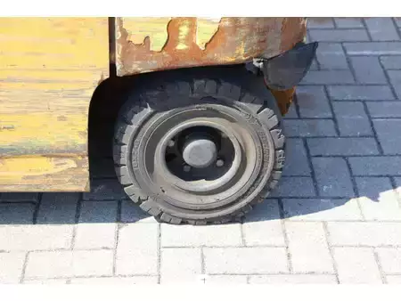 4-wiel elektrische heftrucks - CAT Lift Trucks 2EP5000 (16)