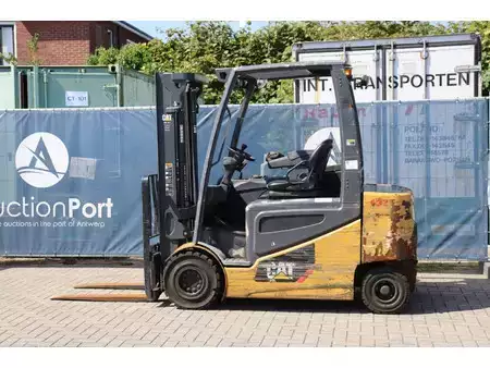 4-wiel elektrische heftrucks - CAT Lift Trucks 2EP5000 (3)