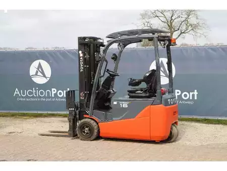 Eléctrica de 4 ruedas 2021  Toyota 8FBE18T (3)