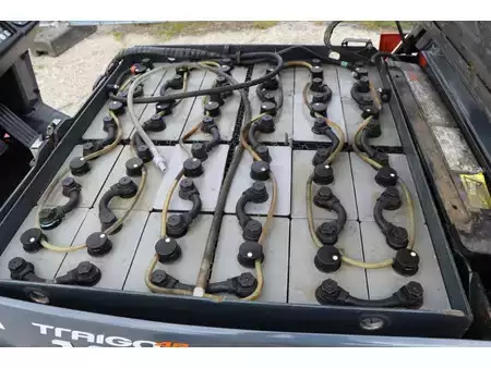 Eléctrica de 4 ruedas 2021  Toyota 8FBE18T (31)