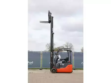 Eléctrica de 4 ruedas 2021  Toyota 8FBE18T (34)