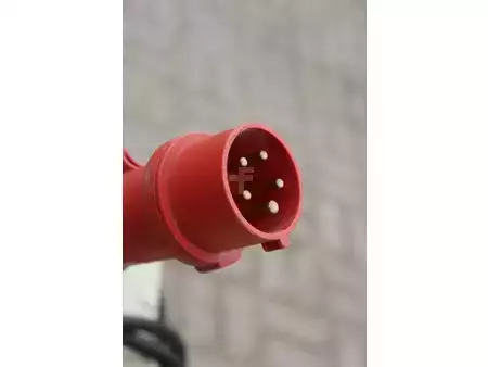 Eléctrica de 4 ruedas 2021  Toyota 8FBE18T (40)