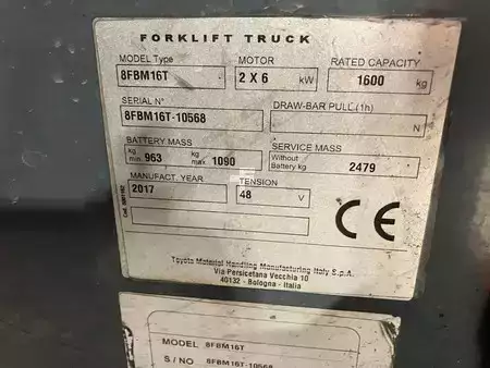 Eléctrica de 4 ruedas 2017  Toyota 8FBM16T (9)