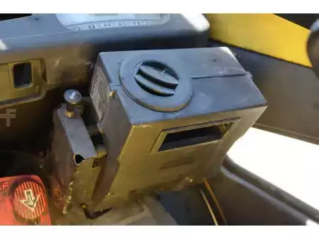 Empilhador a gás 2004  Hyster H5.50XM (29)