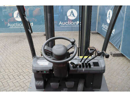 Dízel targoncák - Nissan FD02A25Q (21)