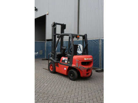 Dízel targoncák - Nissan FD02A25Q (4)