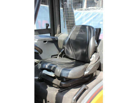 Dieselový VZV 2021  Linde H30D-01 (21)