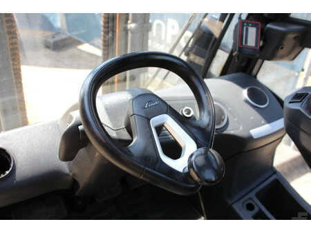 Dieselový VZV 2021  Linde H30D-01 (22)