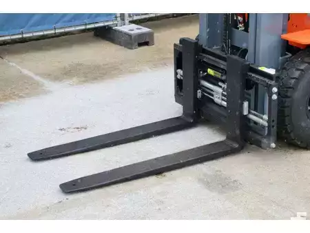 Chariots élévateurs diesel 2023  Vmax CPCD20 (10)