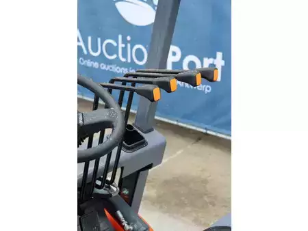 Chariots élévateurs diesel 2023  Vmax CPCD20 (34)