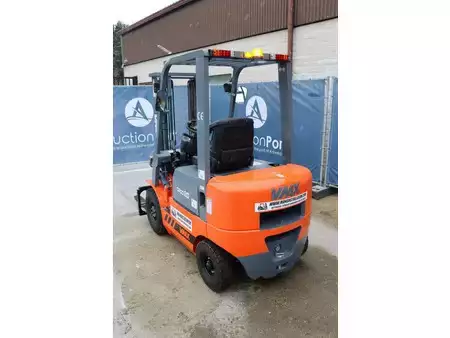 Chariots élévateurs diesel 2023  Vmax CPCD20 (4)