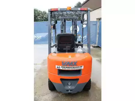 Chariots élévateurs diesel 2023  Vmax CPCD20 (5)